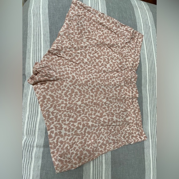 Stars above sleep, shorts, size large - Picture 2 of 3